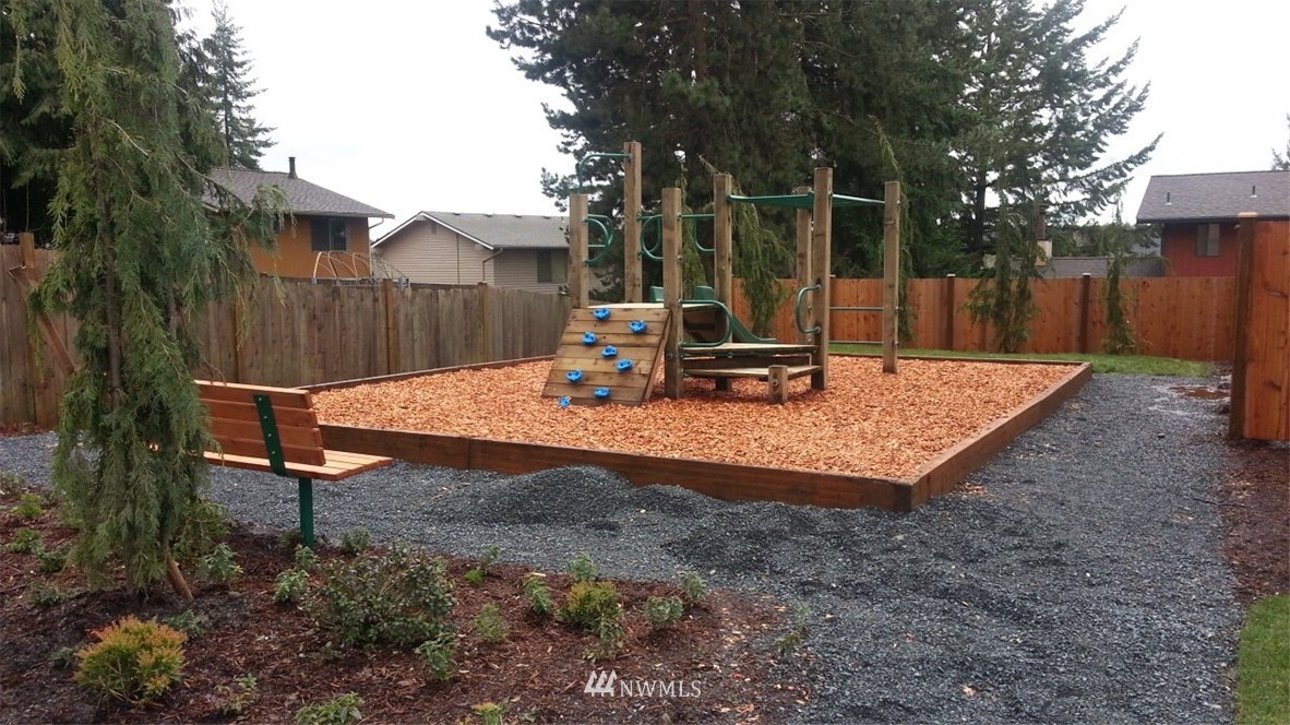 19608 25th Drive Southeast, Unit 2 Bothell, WA 98012 - Photo 18 of 20 Gallery Image 18