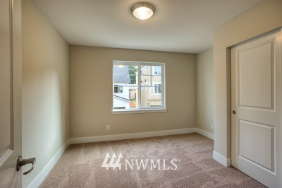 19608 25th Drive Southeast, Unit 2 Bothell, WA 98012 - Photo 8 of 20 Gallery Image 8