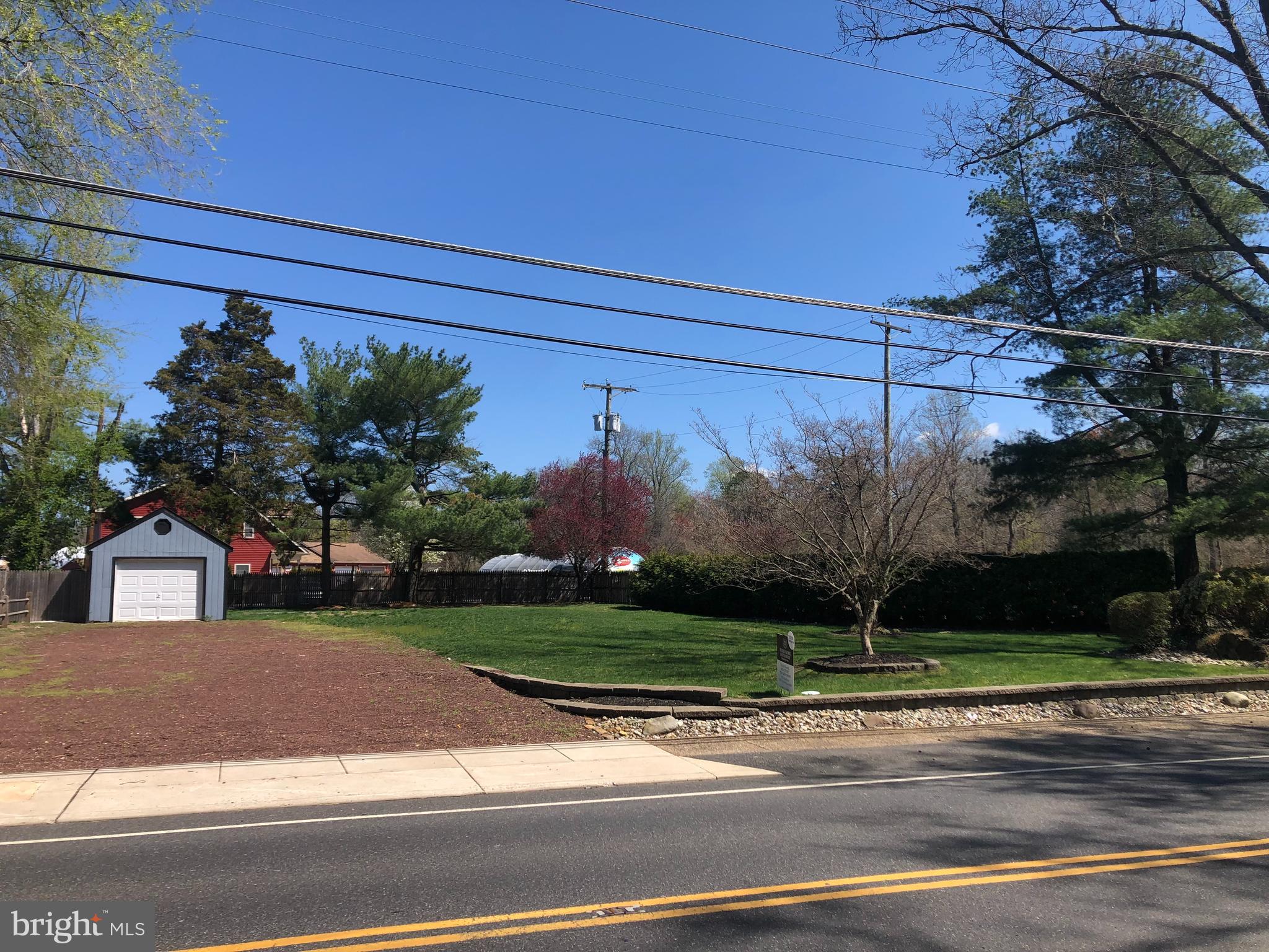 136 New Freedom Road Clementon, NJ 08021 - Photo 1 of 2 a view of a house with a yard