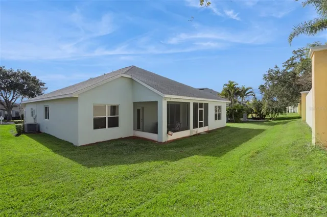 $310,000 | 2925 Dayton Drive, Winter Haven, FL 33884