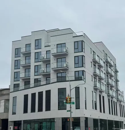 $579,975 | 150-02 Northern Boulevard, Unit 5J | Murray Hill - Flushing
