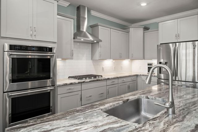 $564,899 | 179 Whaler Avenue, Summerville, SC 29486