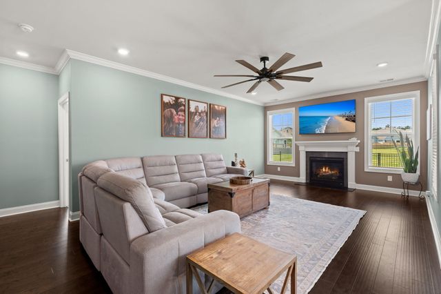 $564,899 | 179 Whaler Avenue, Summerville, SC 29486