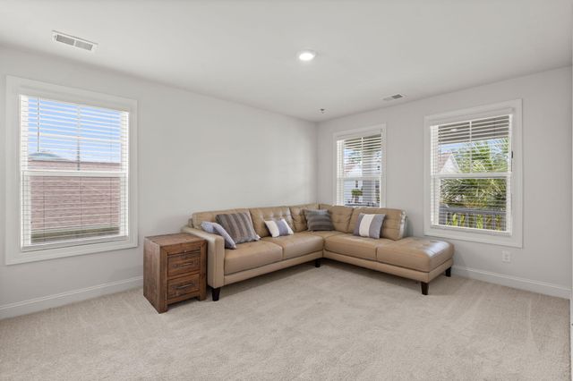 $564,899 | 179 Whaler Avenue, Summerville, SC 29486