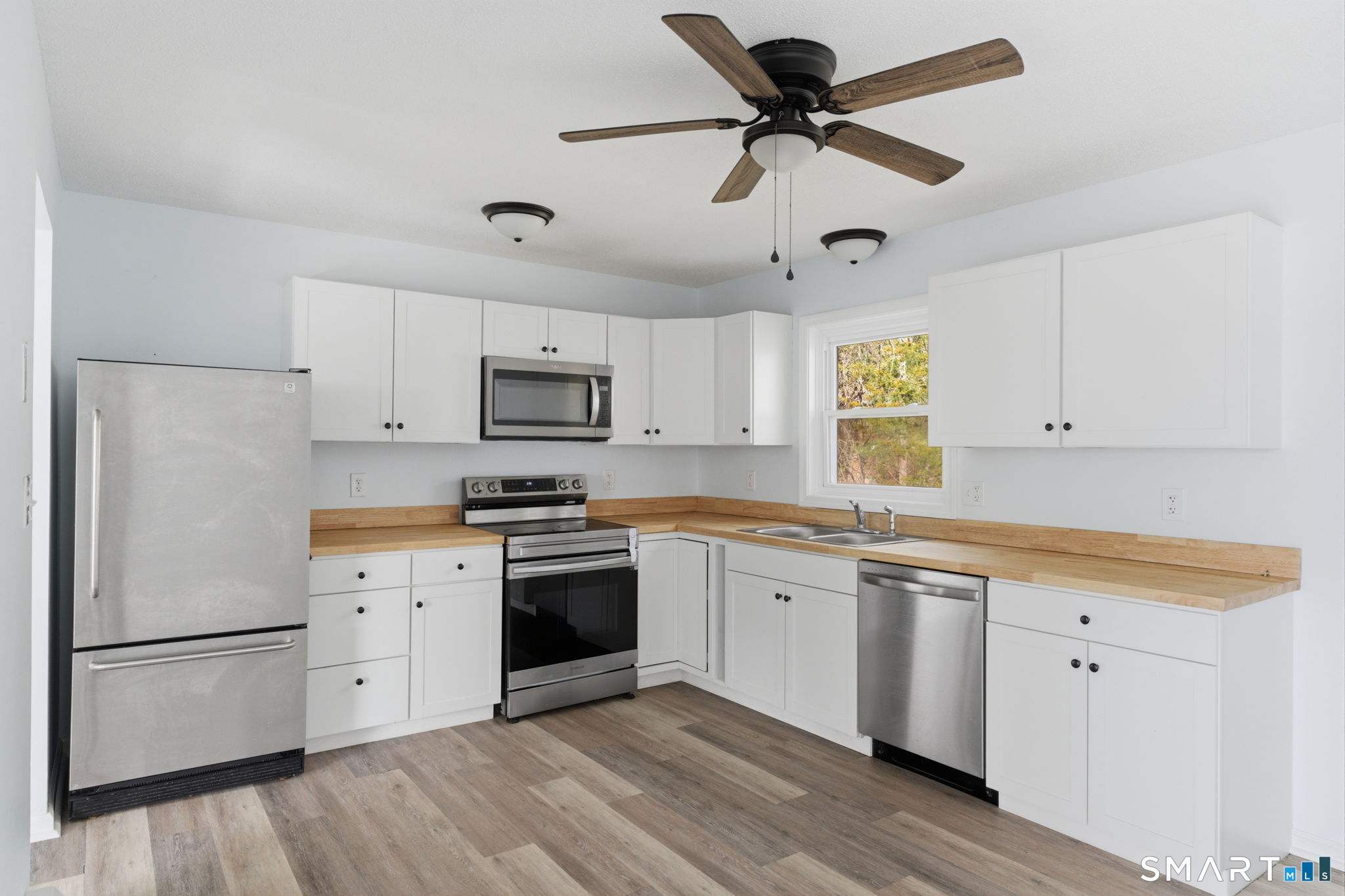 914 Saybrook Road Middletown, CT 06457 - Photo 11 of 40