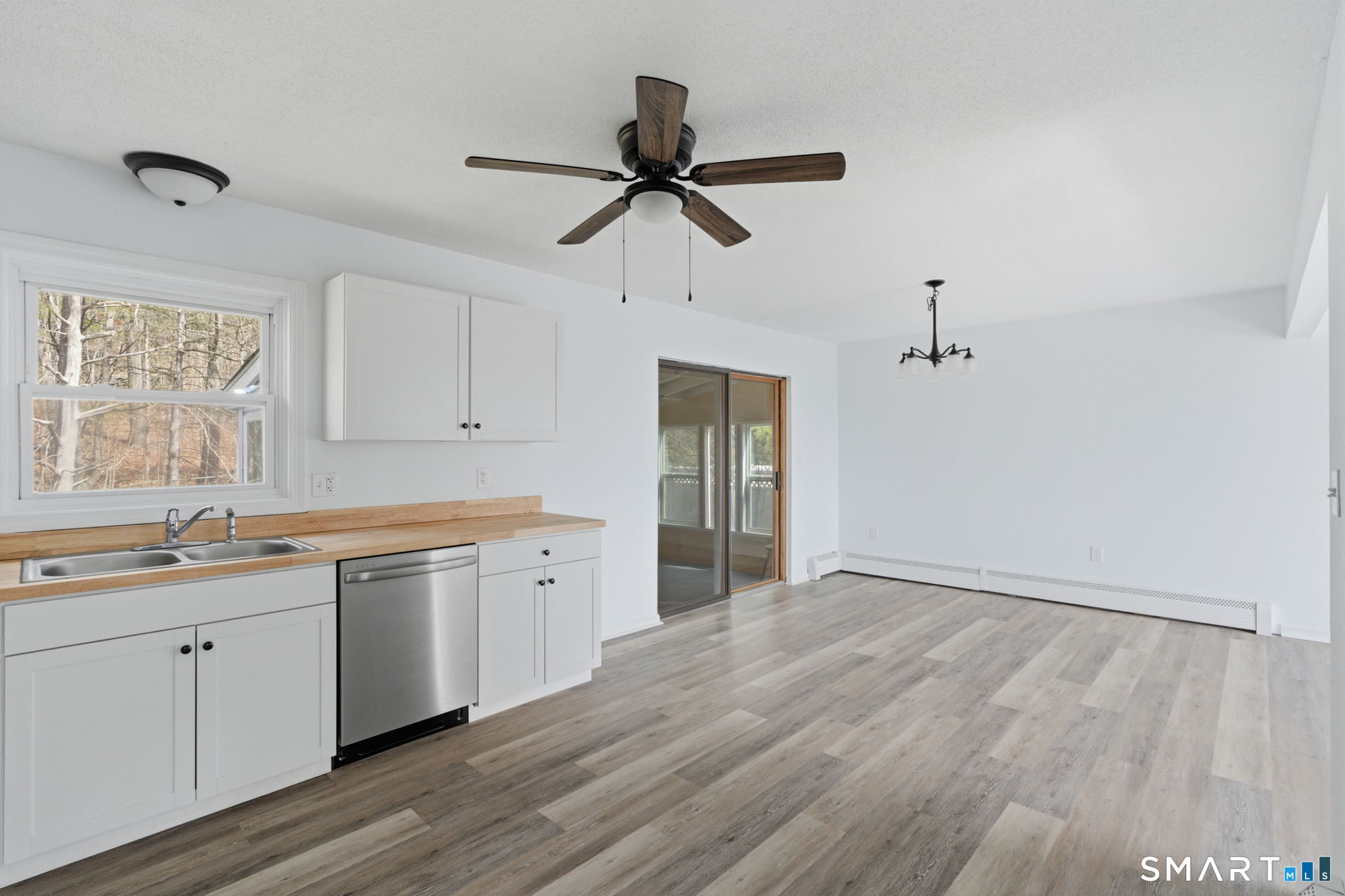 914 Saybrook Road Middletown, CT 06457 - Photo 13 of 40