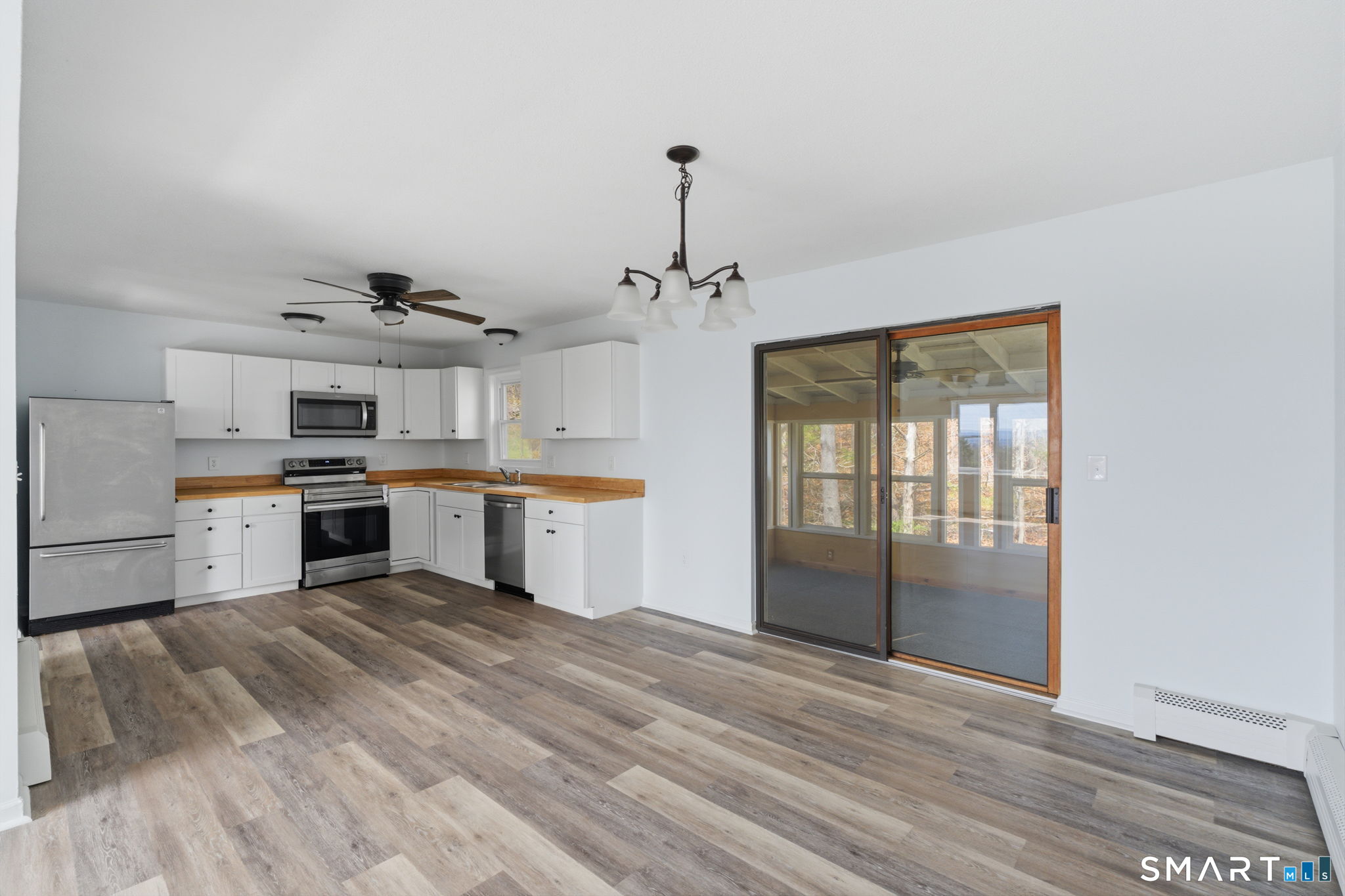 914 Saybrook Road Middletown, CT 06457 - Photo 7 of 40