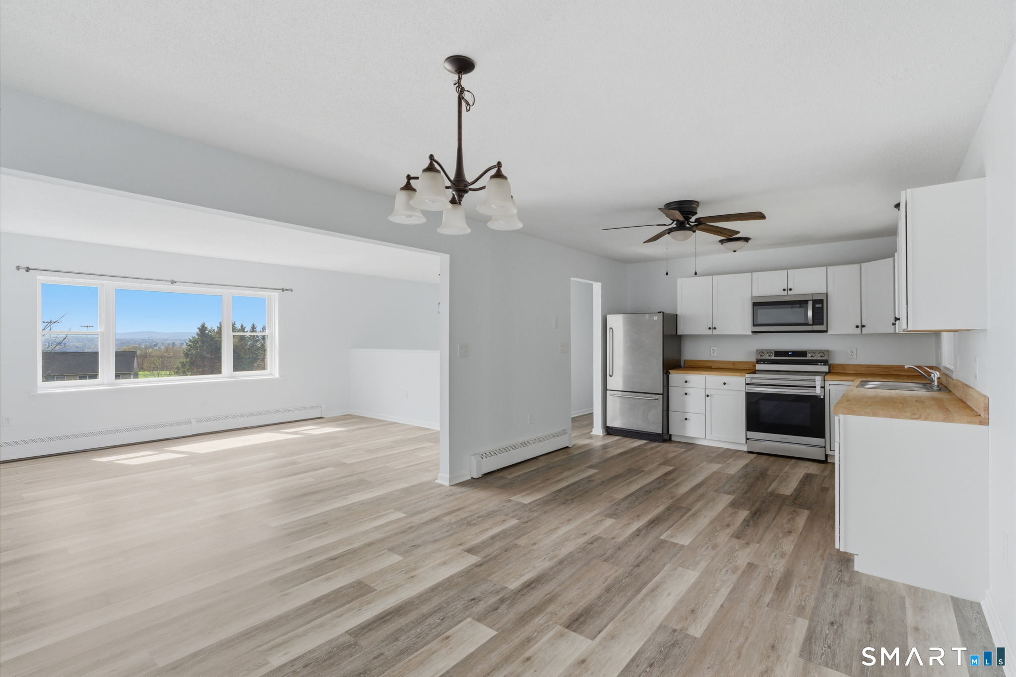 914 Saybrook Road Middletown, CT 06457 - Photo 8 of 40