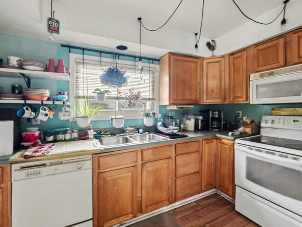 $104,000 | 131 Hollis Street, Jackson, MI 49203