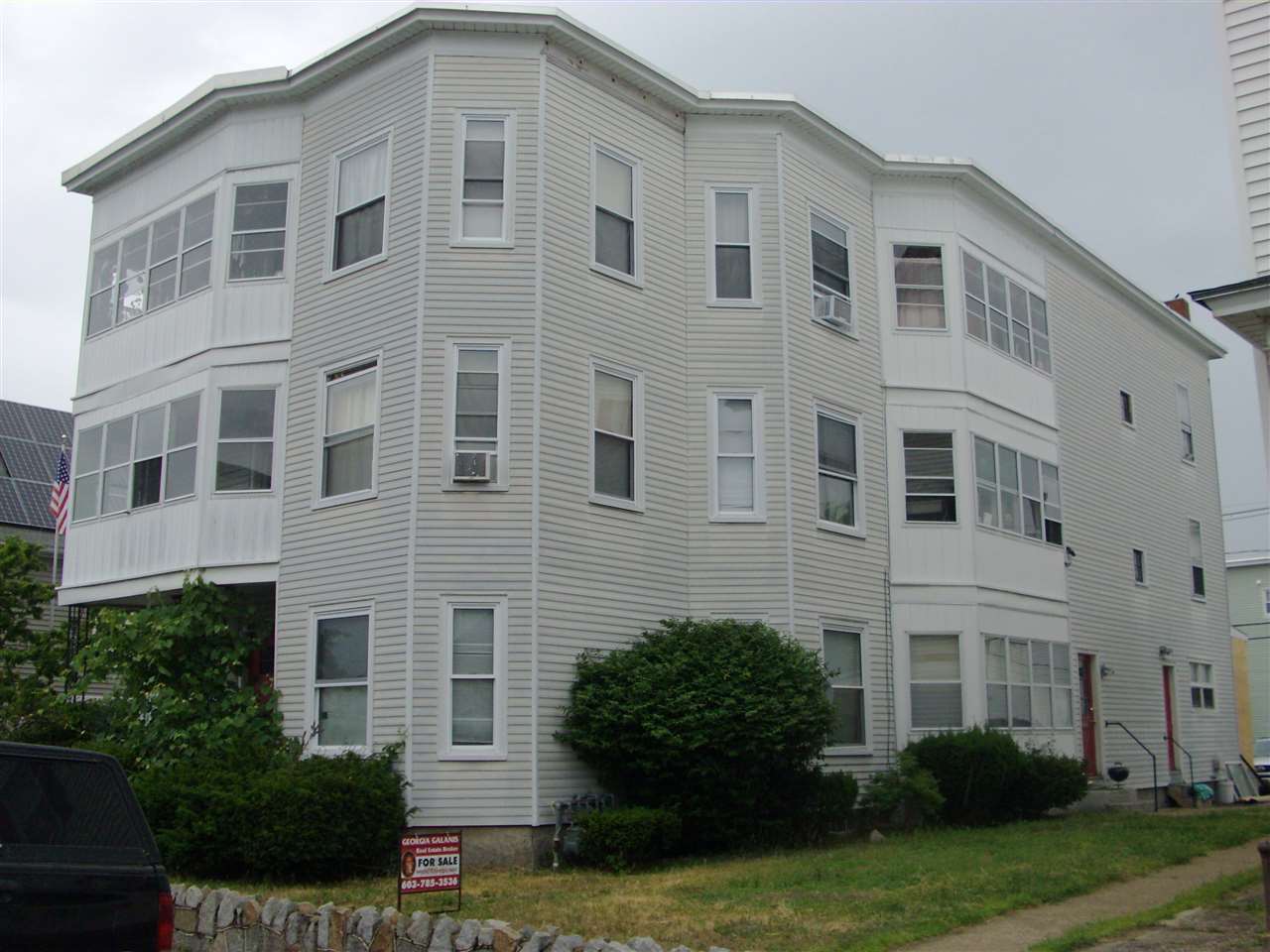 503 Rimmon Street Manchester, NH 03102 - Photo 1 of 38