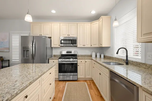 $529,900 | 93 Den Worth Bell Circle, Unit 93, Haverhill, MA 01835