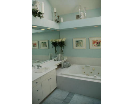 25 Whitman Road Needham, MA 02492 - Photo 3 of 24 Gallery Image 3