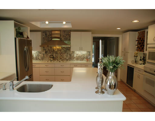 25 Whitman Road Needham, MA 02492 - Photo 4 of 24 Gallery Image 4