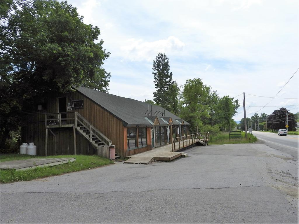1236 Us Route Rutland, VT 05701 - Photo 3 of 14