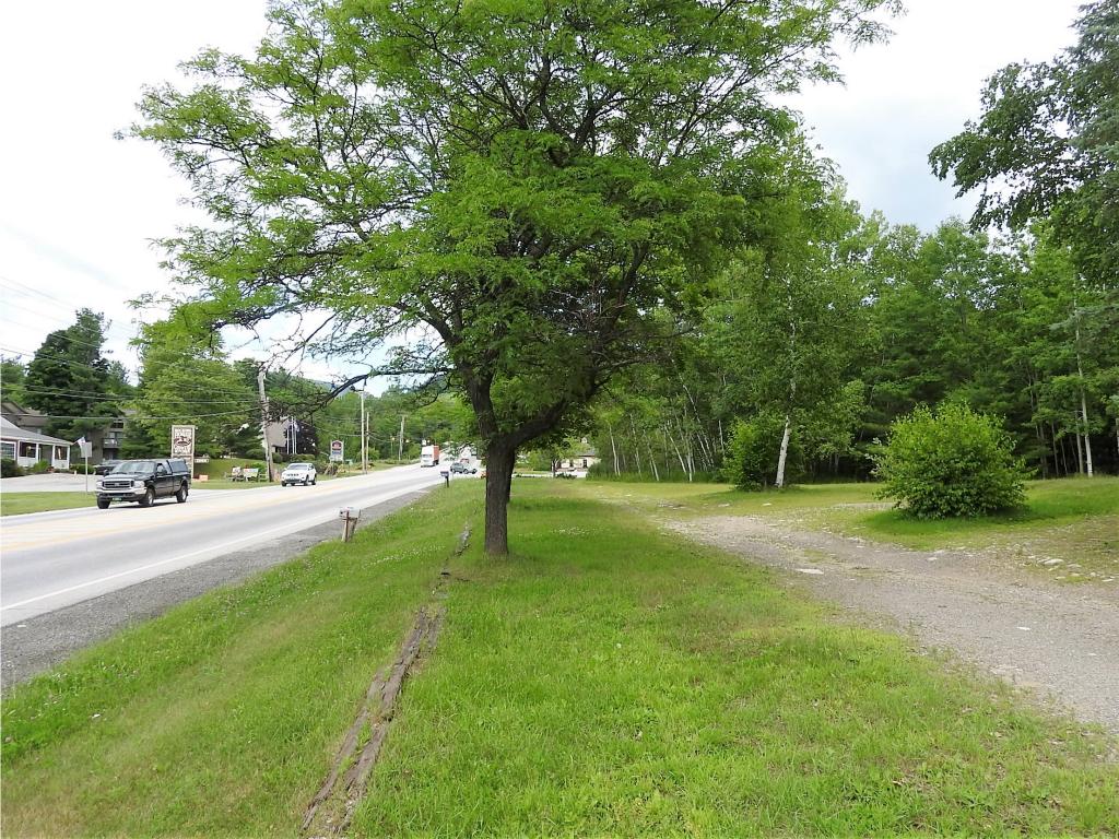 1236 Us Route Rutland, VT 05701 - Photo 4 of 14