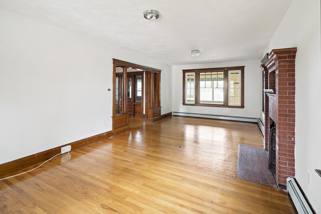 91 Ellison Park Waltham, MA 02452 - Photo 7 of 29