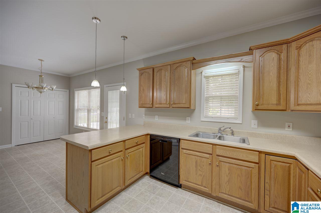 354 Hickory Road Gardendale, AL 35071 - Photo 6 of 22