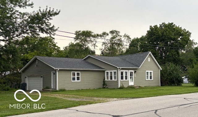 404 South Adeway Fowler, IN 47944 - Photo 1 of 28