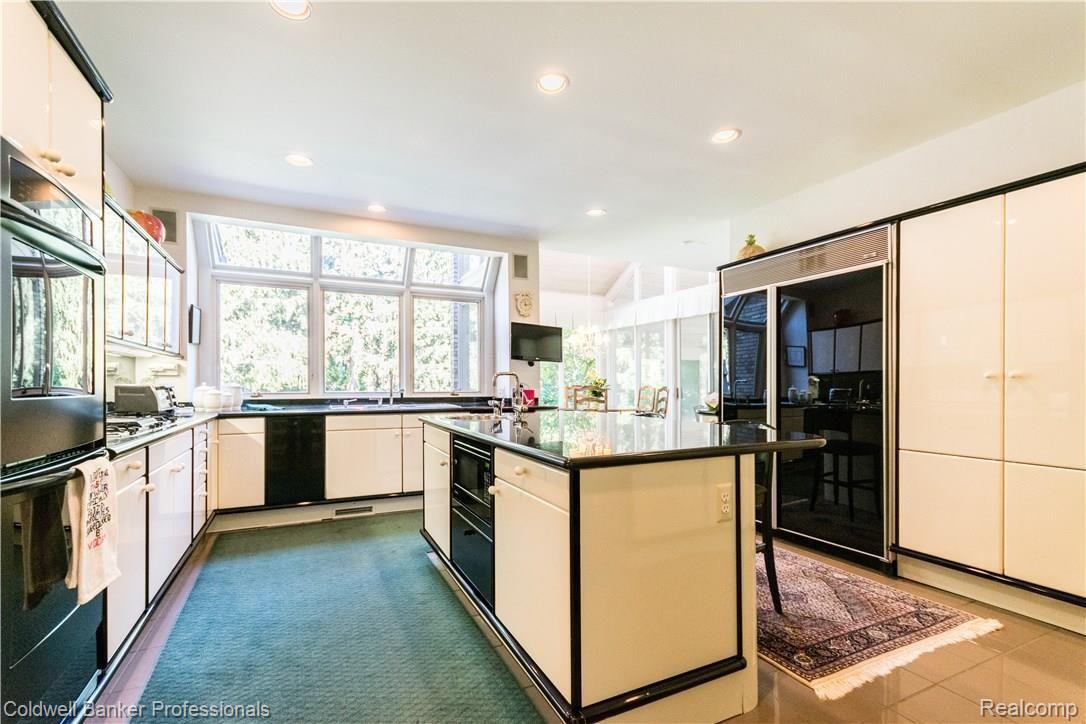 4665 Dover Road Bloomfield Hills, MI 48304 - Photo 28 of 63 4665 Dover-46.jpg