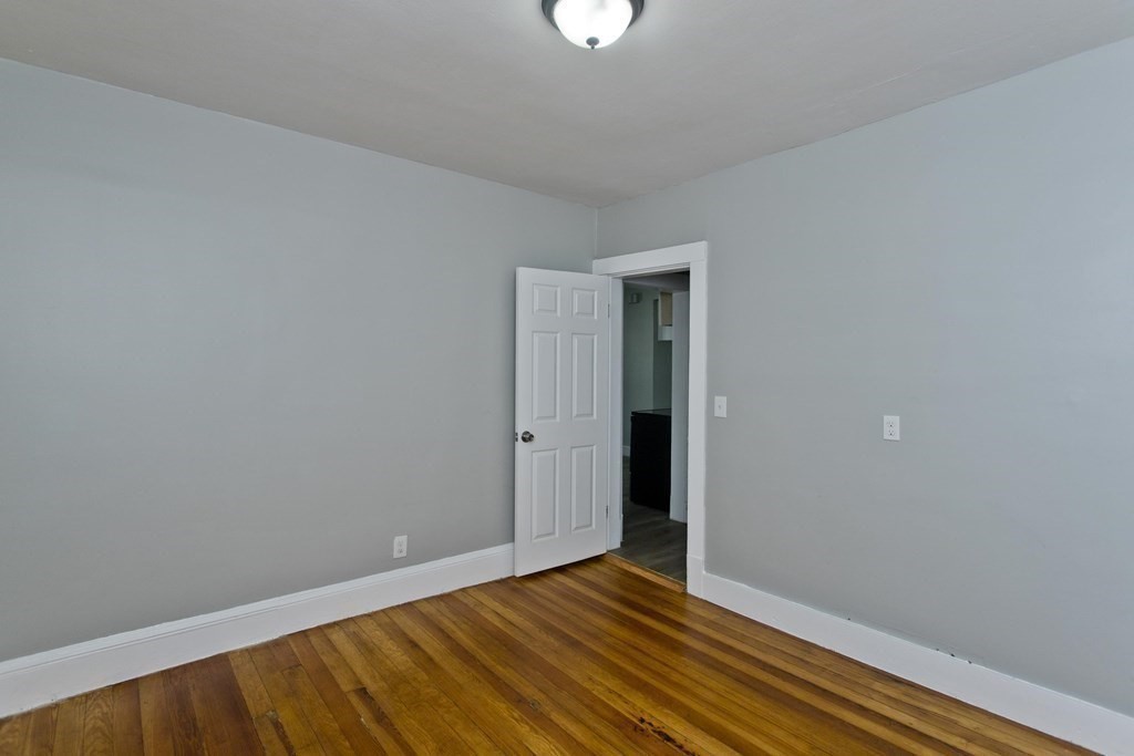54 Draper Street Springfield, MA 01108 - Photo 14 of 17 Gallery Image 14