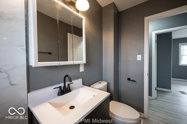 $875 | 6056 East 16th Street, Indianapolis, IN 46219