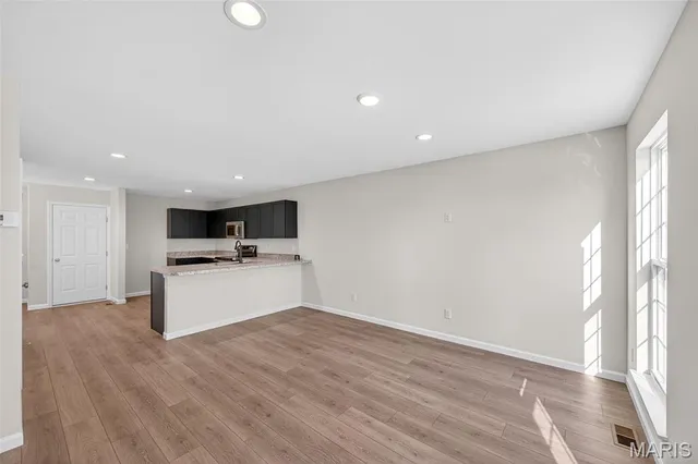 $278,900 | 463 Sunset Hollow Drive, Wentzville, MO 63385