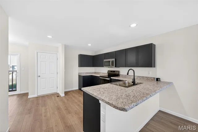 $278,900 | 463 Sunset Hollow Drive, Wentzville, MO 63385