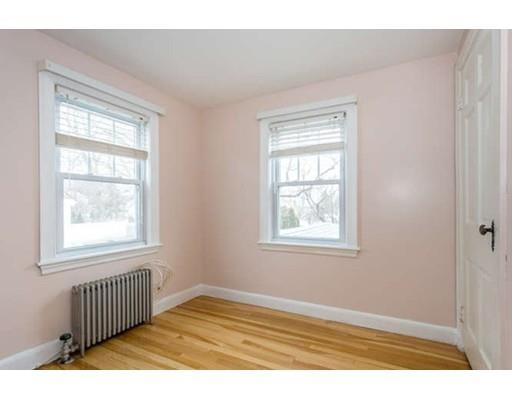 24 Landon Road Milton, MA 02186 - Photo 17 of 25 Gallery Image 17