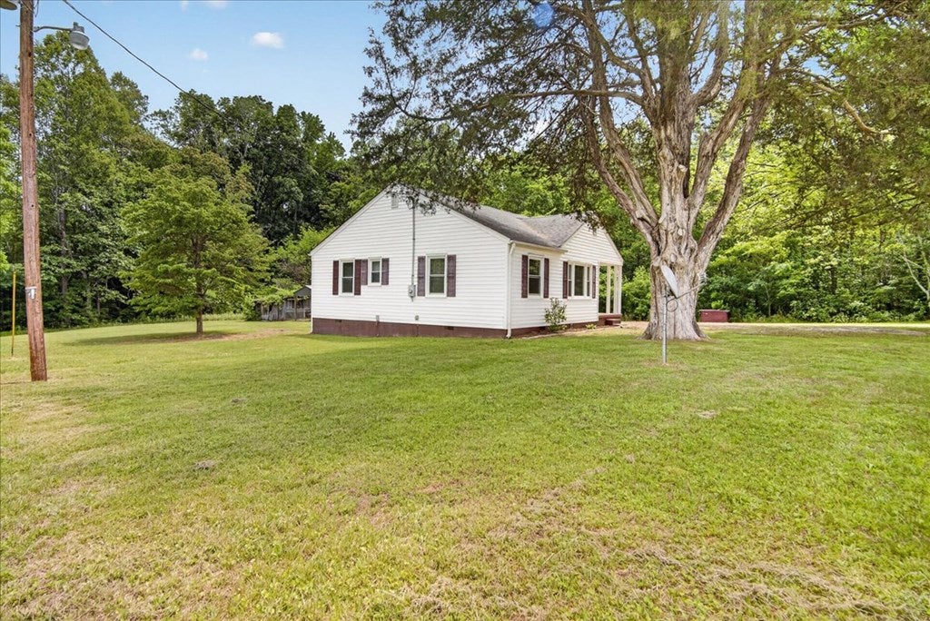 1968 Daniels Road Boydton, VA 23917 - Photo 31 of 41 Gallery Image 31