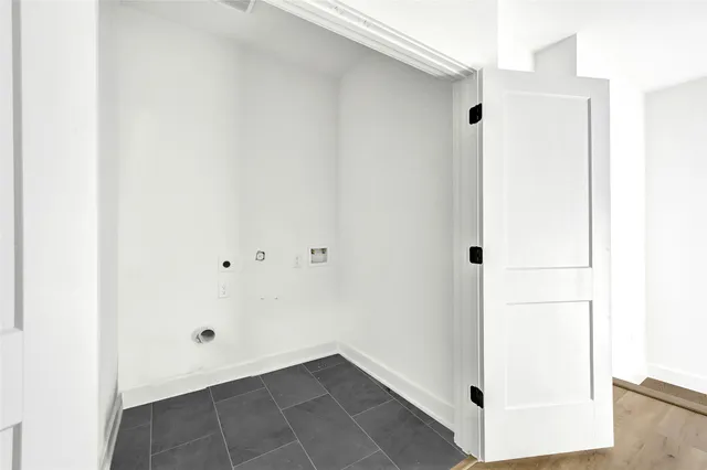 $2,700 | 2595 Paul Quinn Street, Houston, TX 77091