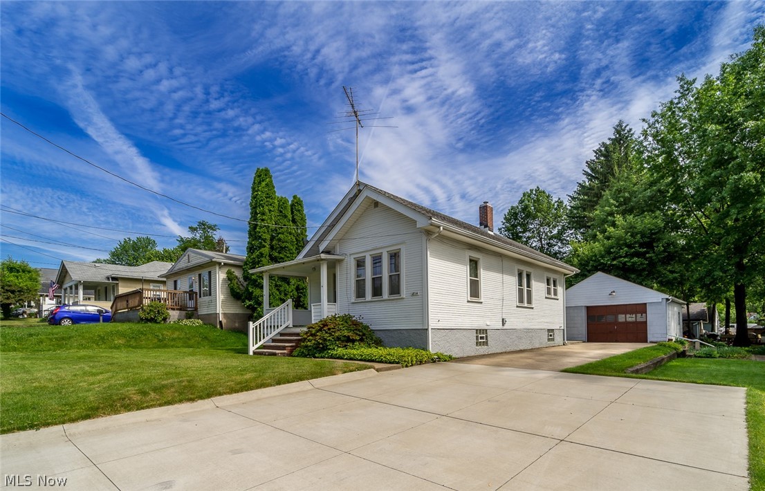 1814 Springfield Center Road Akron, OH 44312 - Photo 3 of 21