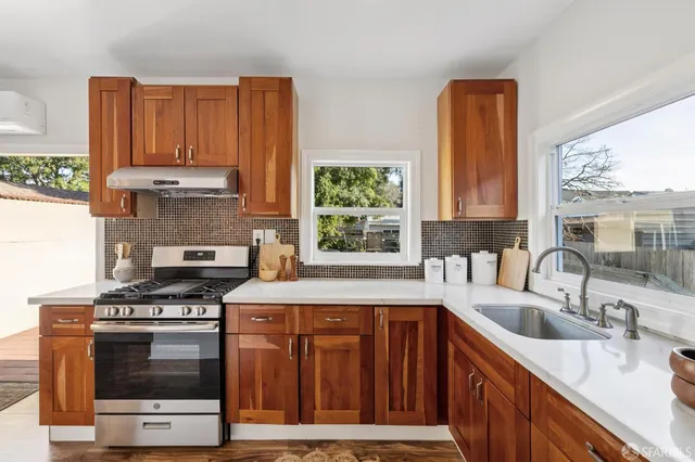 $1,095,000 | 1314 Mound Street, Alameda, CA 94501