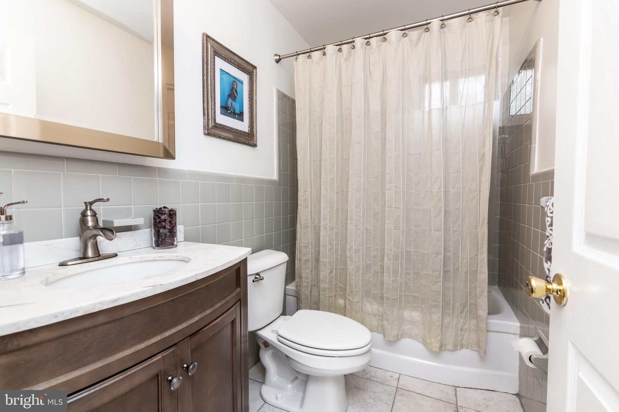 8 Devonwood Road Wayne, PA 19087 - Photo 19 of 36 first floor full bath