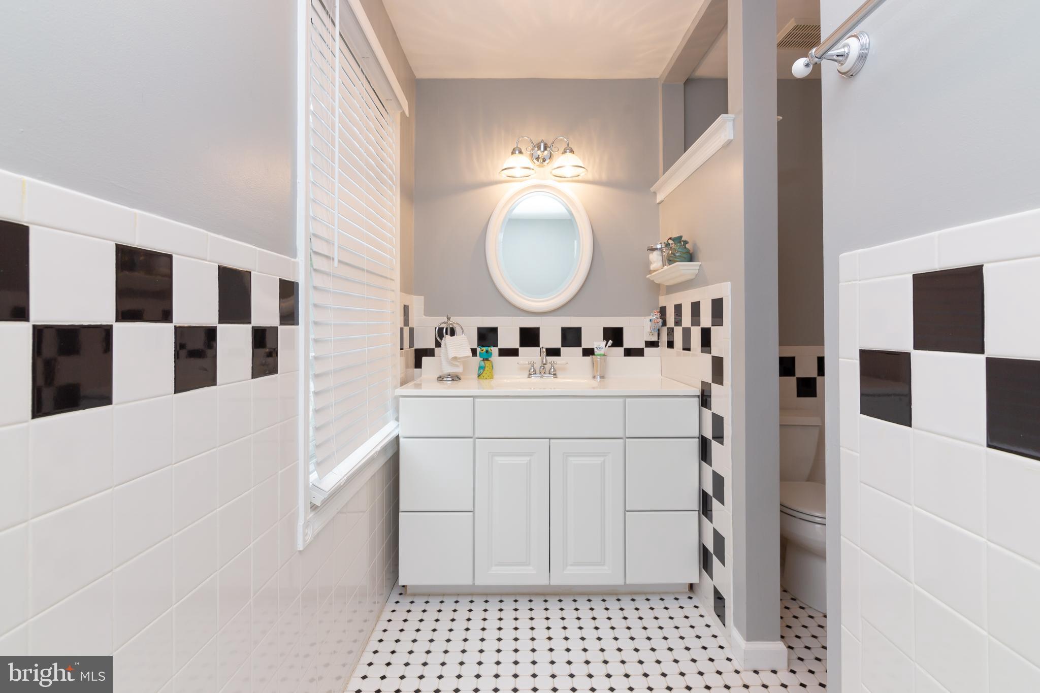 8 Devonwood Road Wayne, PA 19087 - Photo 29 of 36