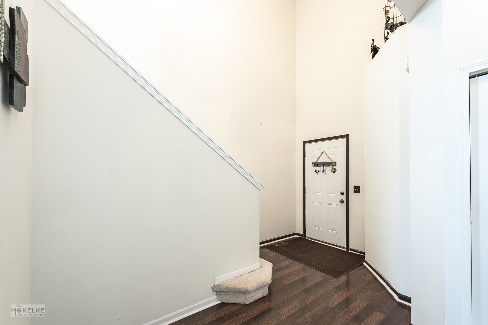 286 Wolverine Drive Oswego, IL 60543 - Photo 10 of 23 a view of an empty room