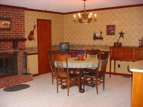 35193 Ash Road New Boston, MI 48164 - Photo 5 of 9 713613-4.JPG