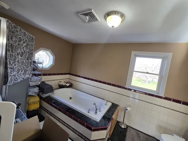 $795,000 | 162 Sutton Avenue, Oxford, MA 01540