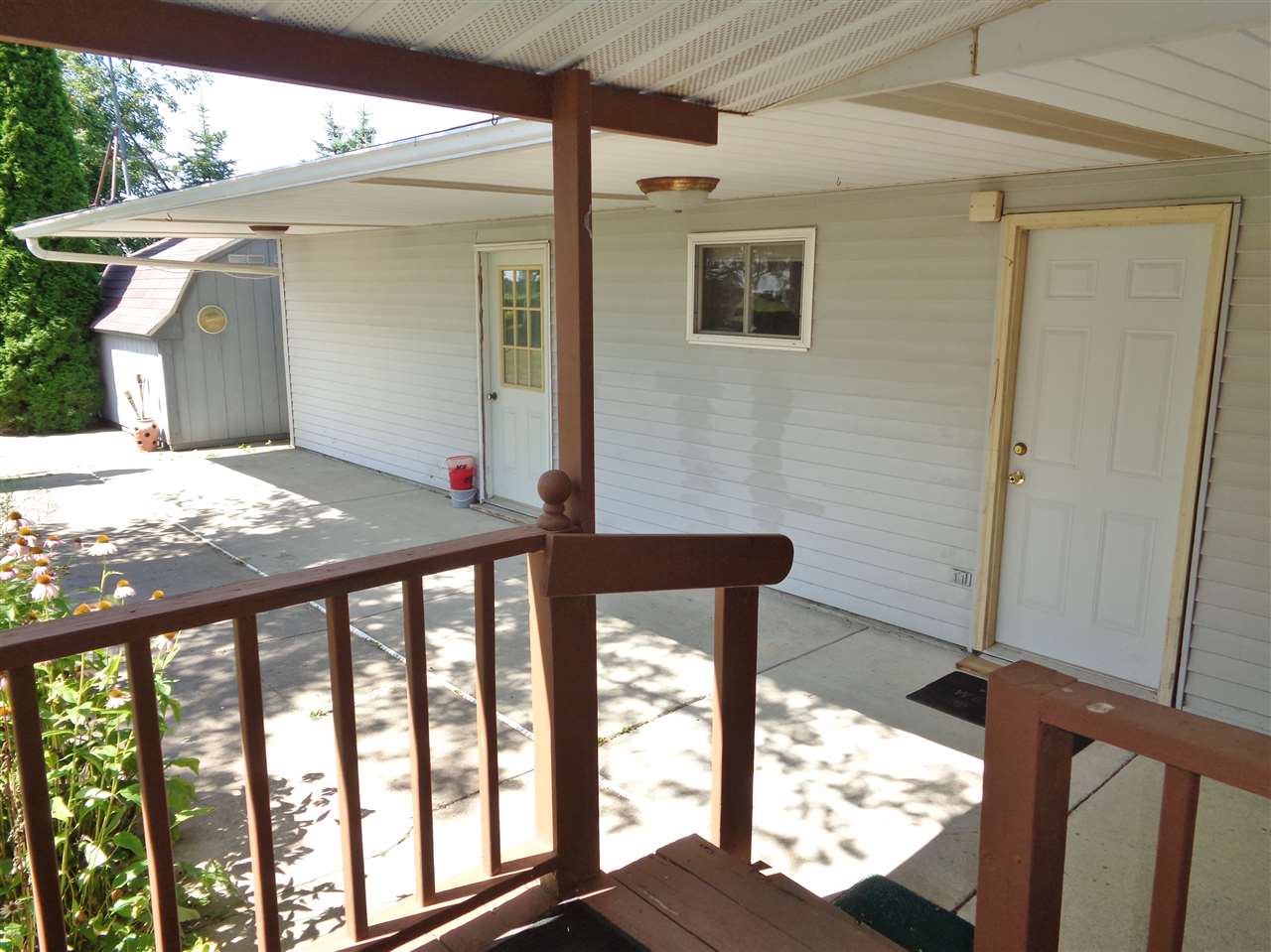 10923 Hackett Road Freeland, MI 48623 - Photo 25 of 35