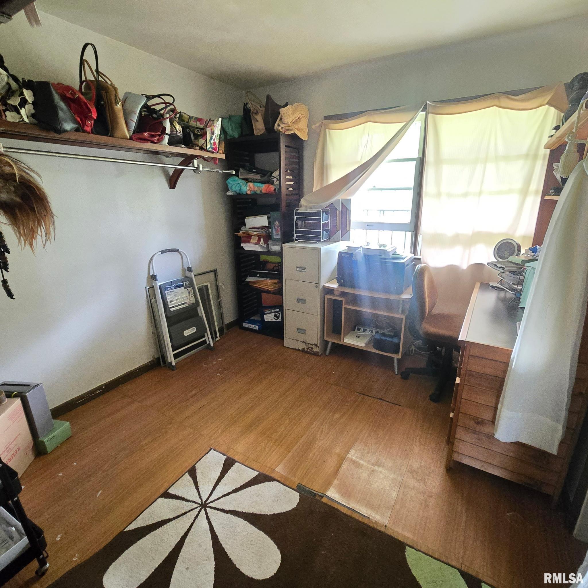 3013 West Westport Road Peoria, IL 61615 - Photo 7 of 12