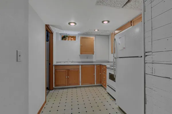 $249,500 | 1033 15th Avenue South, St. Cloud, MN 56301