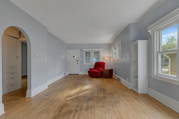 $249,500 | 1033 15th Avenue South, St. Cloud, MN 56301