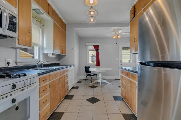 $249,500 | 1033 15th Avenue South, St. Cloud, MN 56301