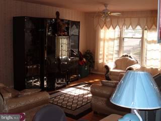 3423 Amity Road Philadelphia, PA 19154 - Photo 2 of 3