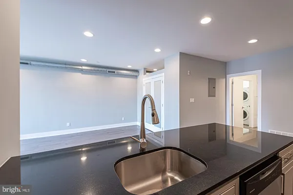 $1,995 | 135 North 3rd Street, Unit 4C, Philadelphia, PA 19106