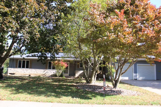 $289,900 | 2610 31st Street, Moline, IL 61265