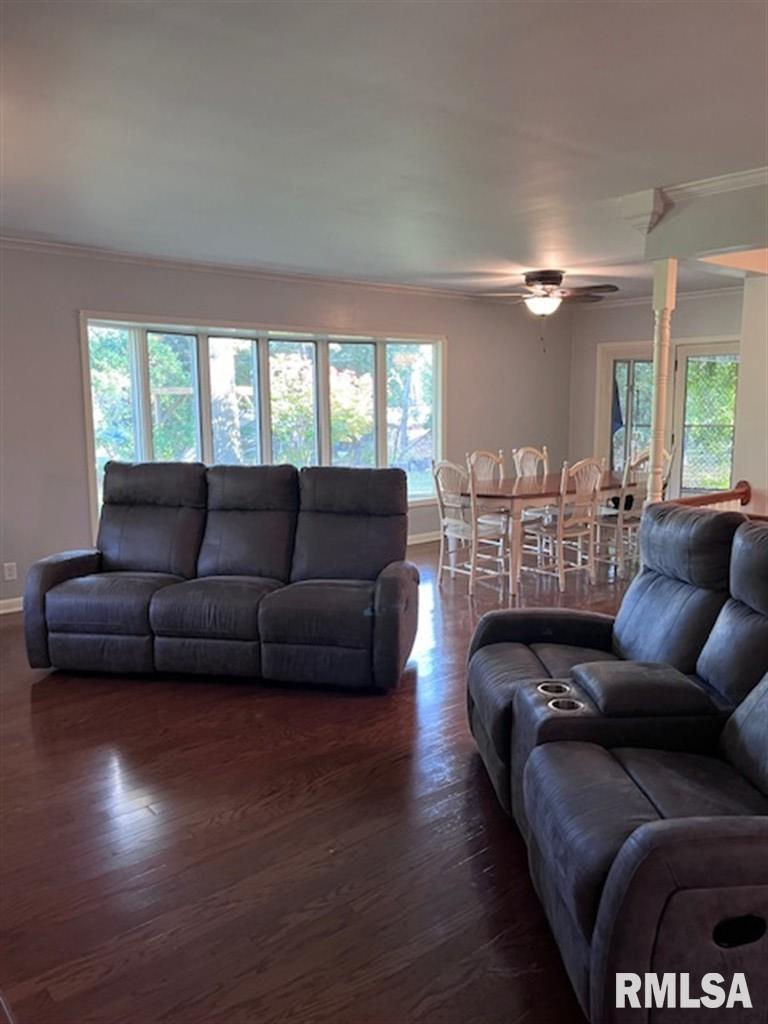 2610 31st Street Moline, IL 61265 - Photo 5 of 37