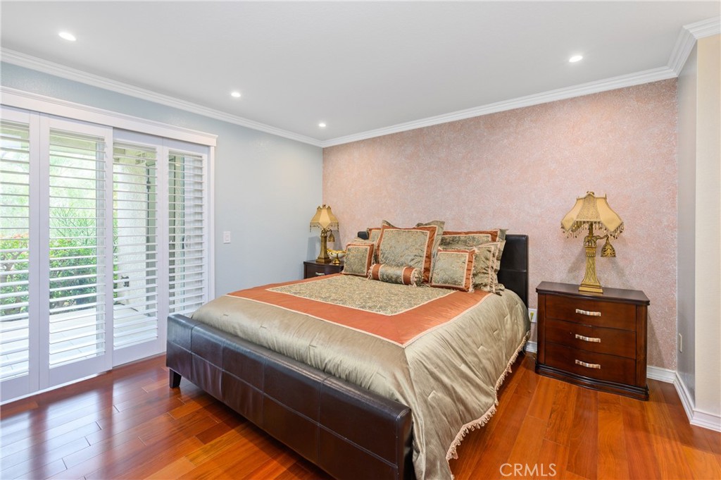 36 Corniche Drive, Unit B Dana Point, CA 92629 - Photo 16 of 37 Clean & crisp Master Bedroom