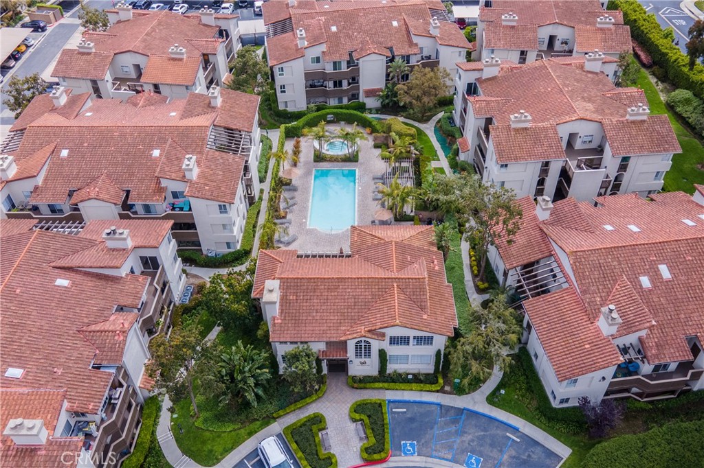 36 Corniche Drive, Unit B Dana Point, CA 92629 - Photo 32 of 37