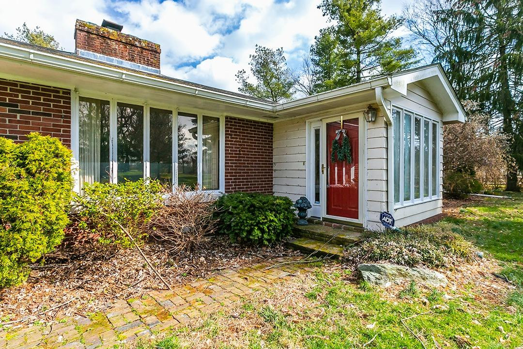 2299 Hume Road Lexington, KY 40516 - Photo 6 of 78 Photo 6