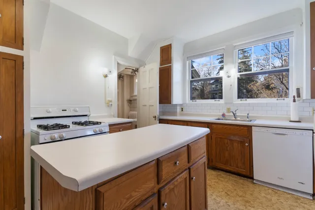 $650,000 | 2418 East 4th Street, Duluth, MN 55812